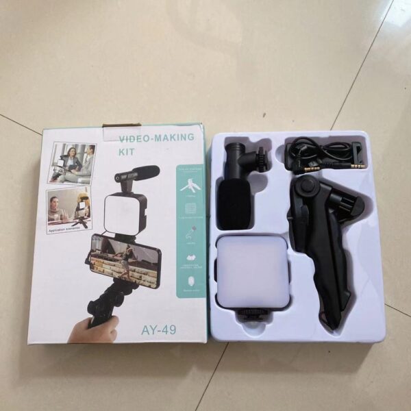 Smartphone & Camera Vlogging Studio Kits - Image 6